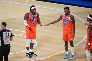 kaiyun-卡鲁索社媒:多特DPOY 华莱士最佳防守阵容 杰林威转发:老将懂球