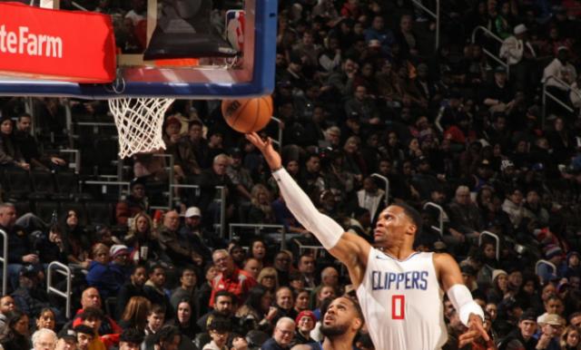 开云体育-25000分!韦少哈登连线梦回青春 快艇四巨头真无解